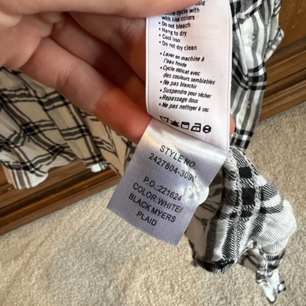 Paige long sleeve plaid‎ top - Picture 4 of 4